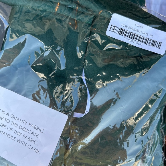 Lulus satin jumpsuit- EMERALD GREEN - Picture 8 of 12